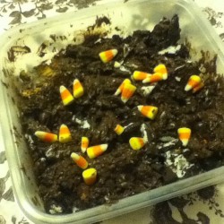 I made Halloween dirt for Samantha which included pudding, Oreos, Reese&rsquo;s and candy corn &amp; we&rsquo;re ordering a pizza box. #fatgirls #fuckdastorm #dessert #dirt #lookslikenoniggasforme