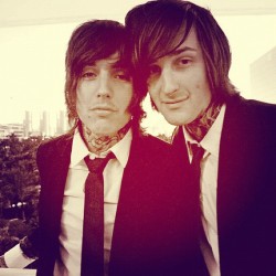 dropdeadclothing:  theadventuresofoliversykes:  RIP man &lt;3  RIP Mitch Lucker, our thoughts go out out to all your family and friends. 