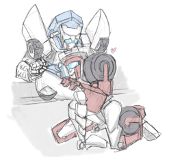 catbeard:  I like to imagine Swerve is talking to Tailgate’s dick as he nuzzles it, calling it little buddy and other pet names.  That is the most adorable spike nuzzling I have seen on tumblr (=´∀｀)
