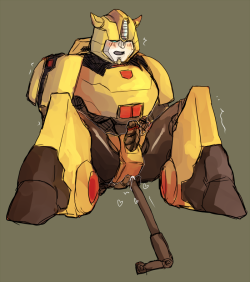 jiyusu:  i wanted to draw up some tfp bee porn today but i saw some RID bee slash and i got rly happy so i drew something of him instead i hope bee doesn’t shock himself with that cane (•_•`) 