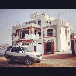 The crib in India!!! Hopefully I&rsquo;ll be there this winter 😜 #micasa #punjab #nakodar #ptccribs