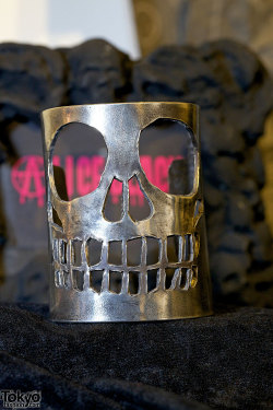 tokyo-fashion:  Massive all-silver skull cutout cuff bracelet from the Alice Black 2013 S/S “The Meaning of Life” jewelry collection.