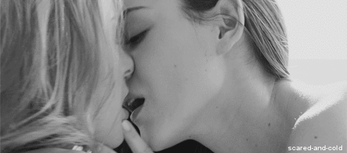 Sweet Lesbian Kissing 10