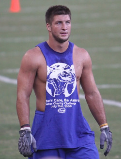 Tim Tebow, a circumsexual&rsquo;s idol (he&rsquo;s performed the operation as a part of a missionary).