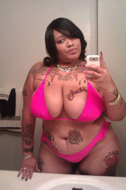 thickerisbetter:  bbwluva74:  phatlover21:  Mz Red is so dame sexy…  Big, Sexy, Tatted, Light Skinned, Shapely, Pretty Face, And Yes Tatted! I’d Cream Pie Her Sexy Ass Every Chance I Got!  Omfgawd 