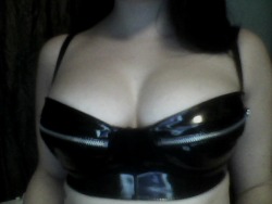 demonbreast:  oh I bought this today, I’ll take more photos later  Love it!!! MWAH!!! XOXOX!!!